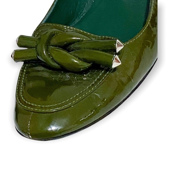 Balenciaga Flat Loafer, Green Patent Leather Knotted Loafer, Size 38.5 EU - Picture 12 of 13